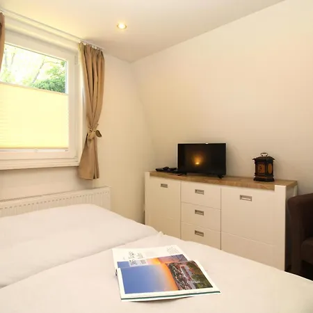 Kuestenidyll Horst 1 *